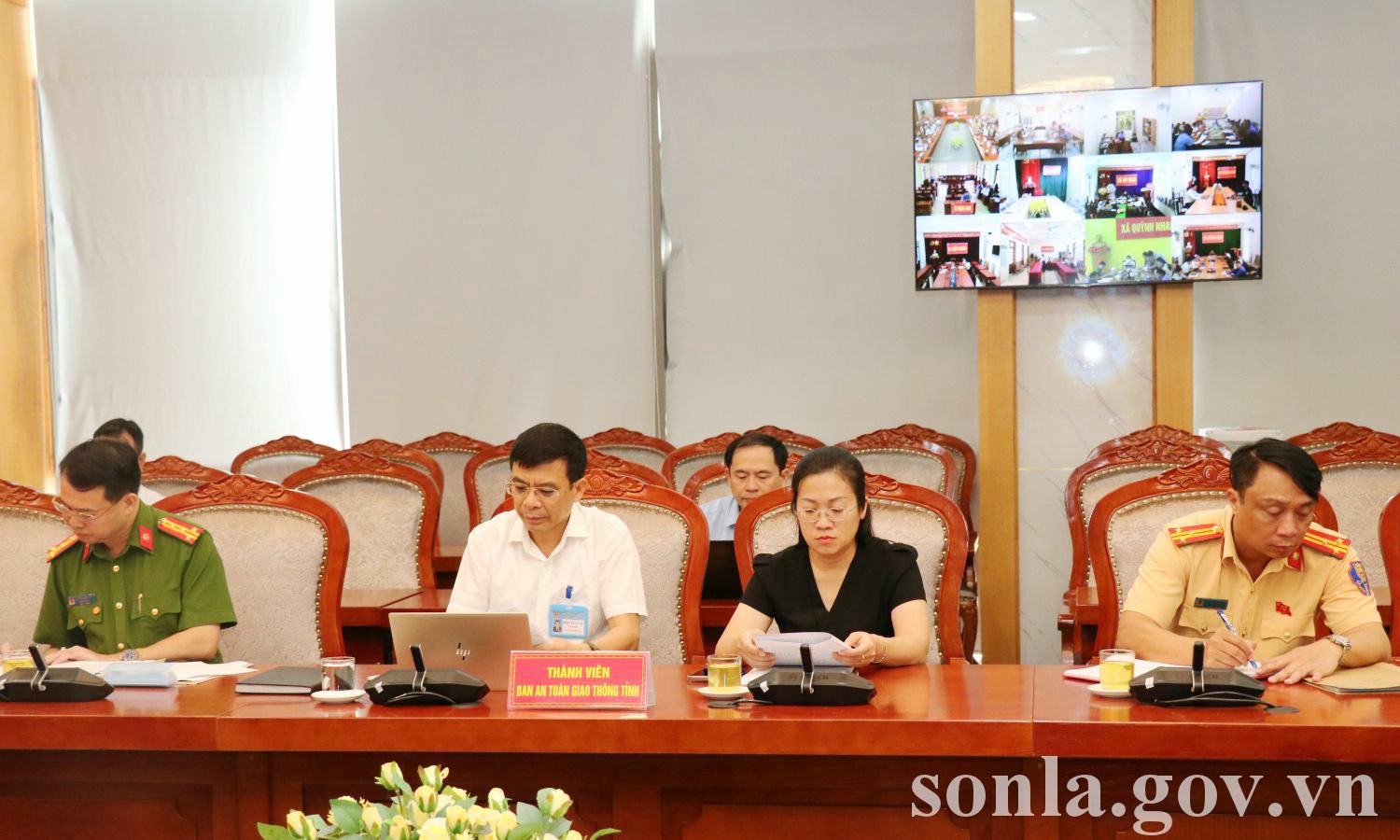 anh tin bai